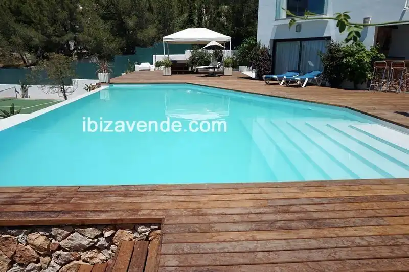 Xalet amb piscina en venda a Cala Salada, imagen 4