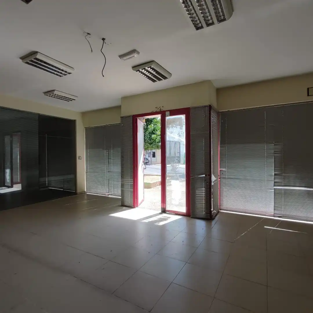 Local en venta en Fuente-Tójar con Aire acondicionado
