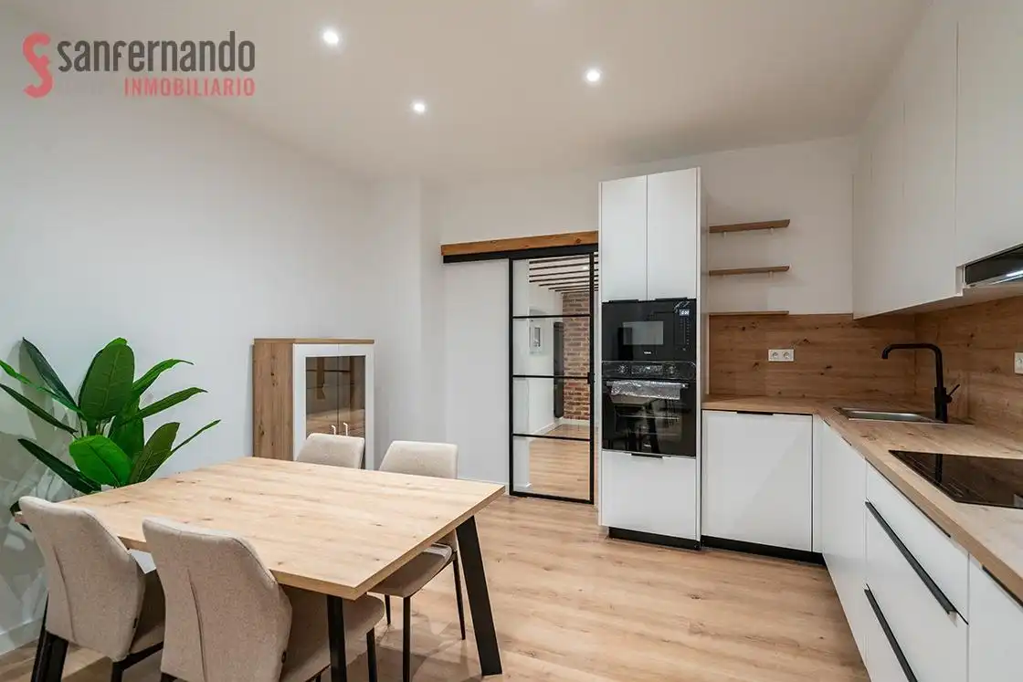 Cocina de Planta baja en venta en El Astillero   con Calefacción y Parquet