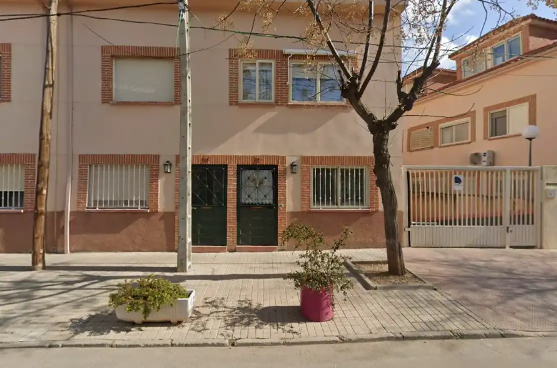 Vista exterior de Piso en venta en Valdetorres de Jarama