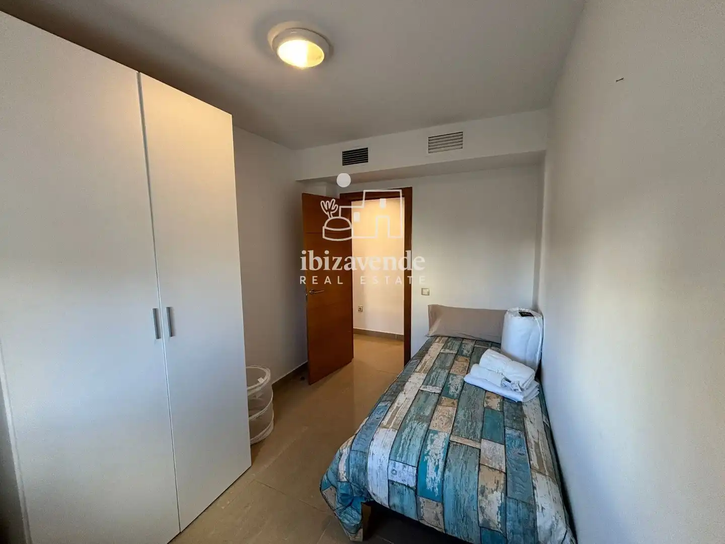 Flat for rent in Pere Matutes Noguera, Ses Figueretes - Platja d'en Bossa - Cas Serres