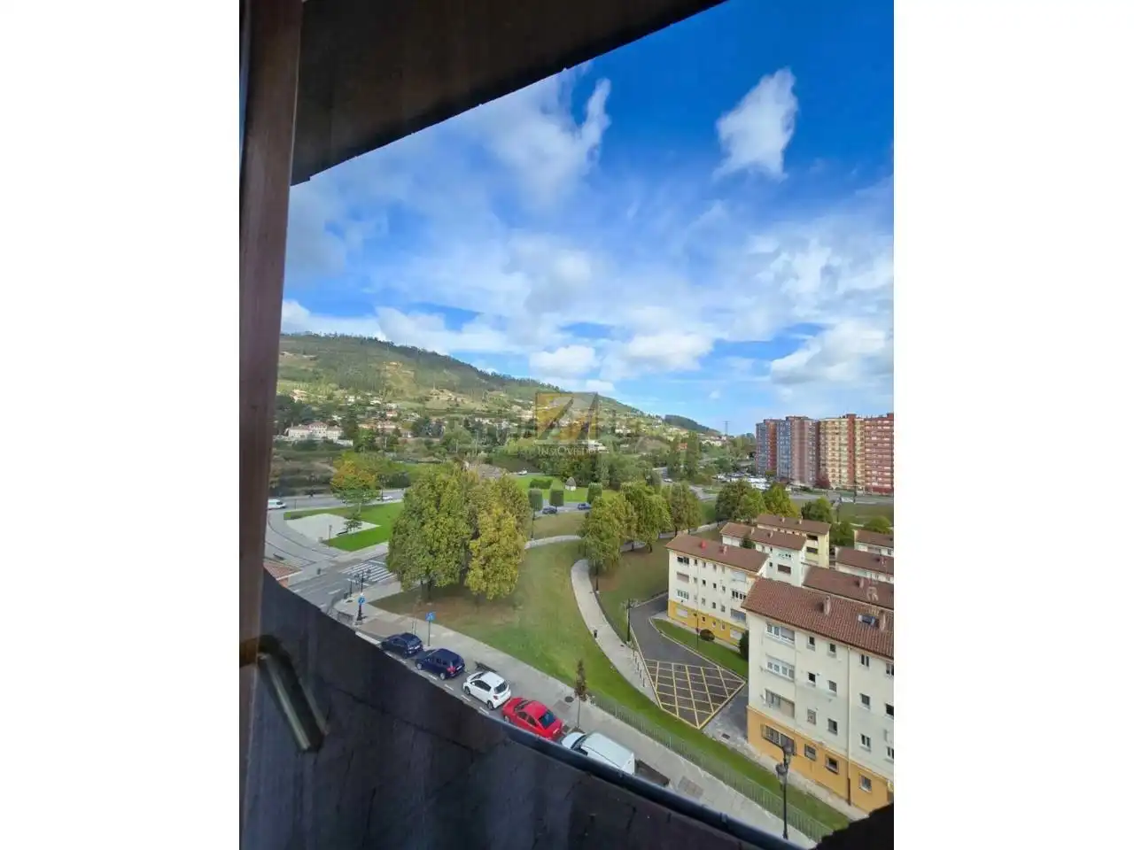 Vista exterior de Dúplex en venta en Oviedo  con Calefacción, Parquet y Terraza