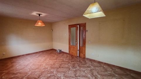 Foto 3 von Einfamilien-Reihenhaus zum Verkauf in Av de Los Olivos, Burguillos de Toledo, Toledo