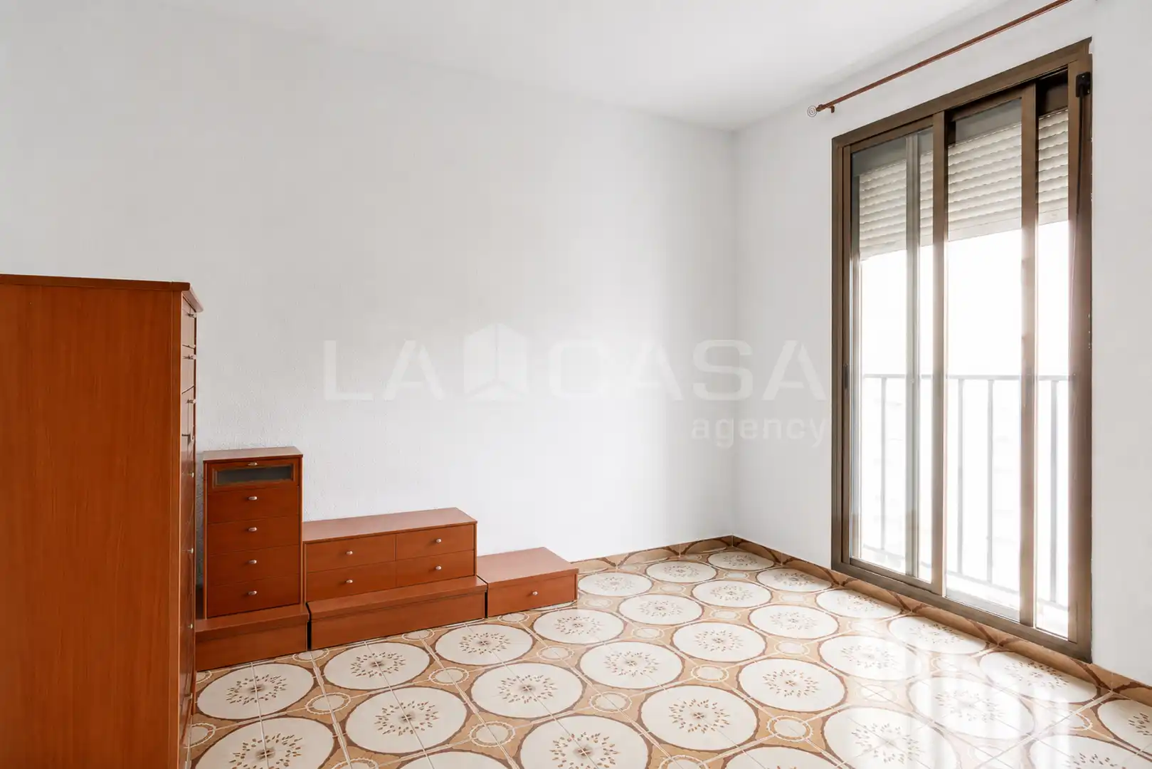 Habitación de Piso en venta en Barcelona con Calefacción, Trastero y Balcón