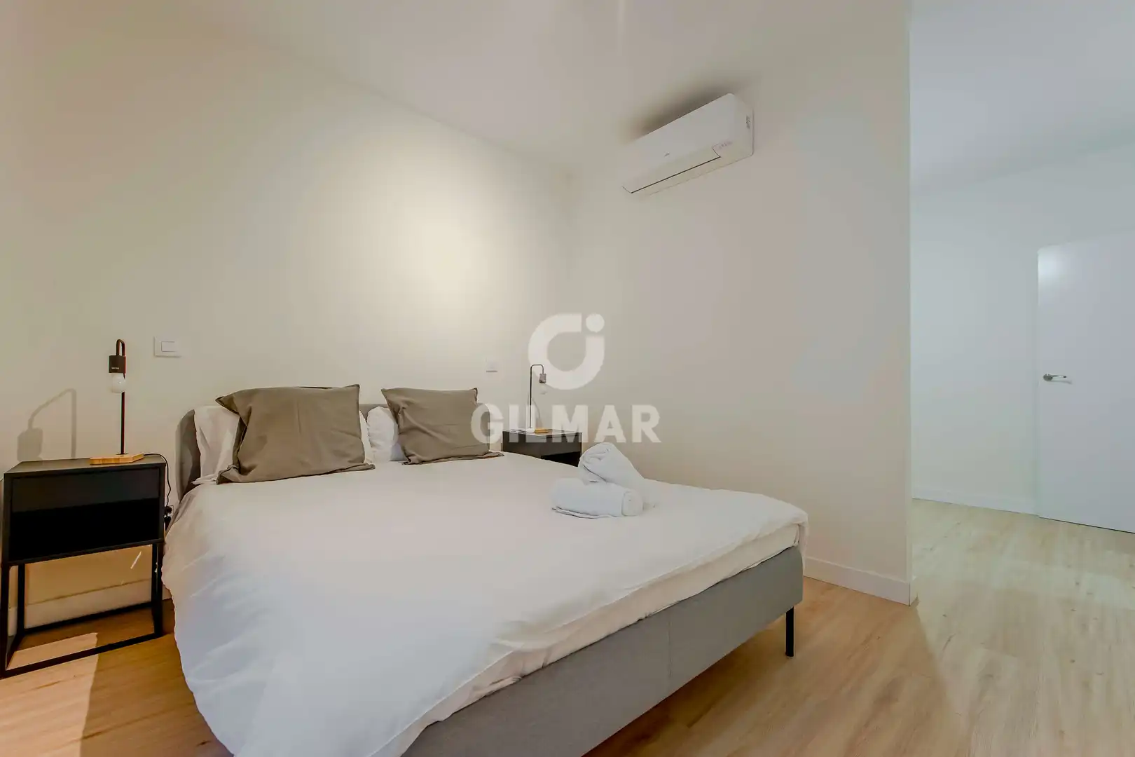 Habitación de Piso en venta en Madrid con Calefacción
