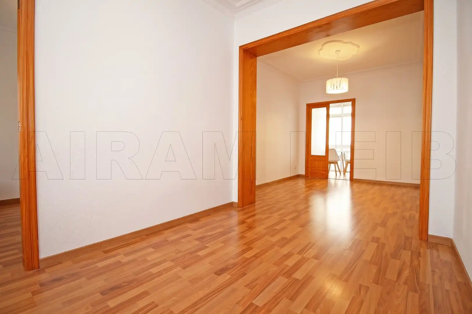 Flat for sale in Gran Via de Colom