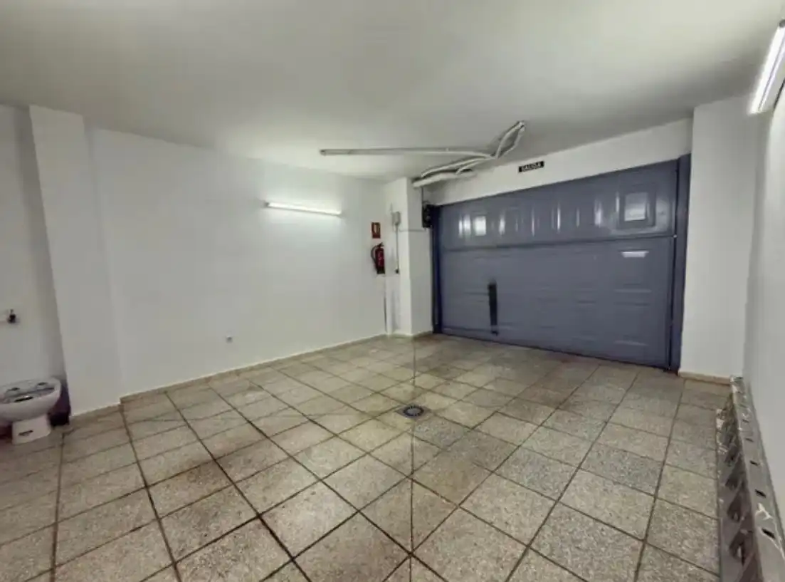 Casa o xalet en venda en Badajoz amb Aire condicionat, Jardí privat i Terrassa