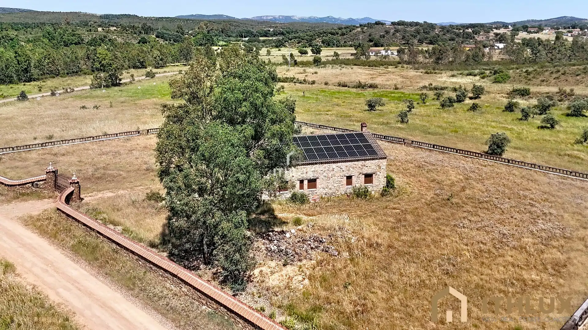 Finca rústica en venta en La Codosera con Terraza y Trastero
