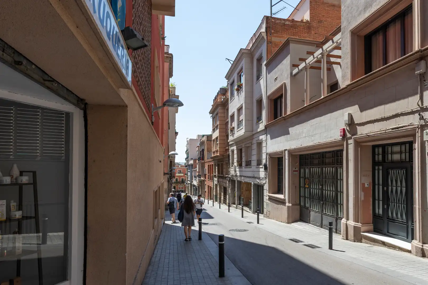 Vista exterior de Piso en venta en Barcelona con Calefacción