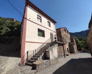 Vista exterior de Casa o xalet en venda en Campo amb Calefacció, Jardí privat i Terrassa