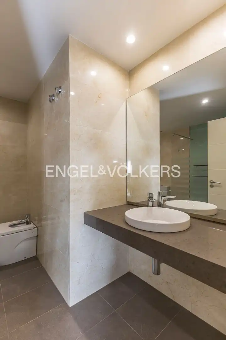 Baño de Piso de alquiler en Moncloa - Aravaca