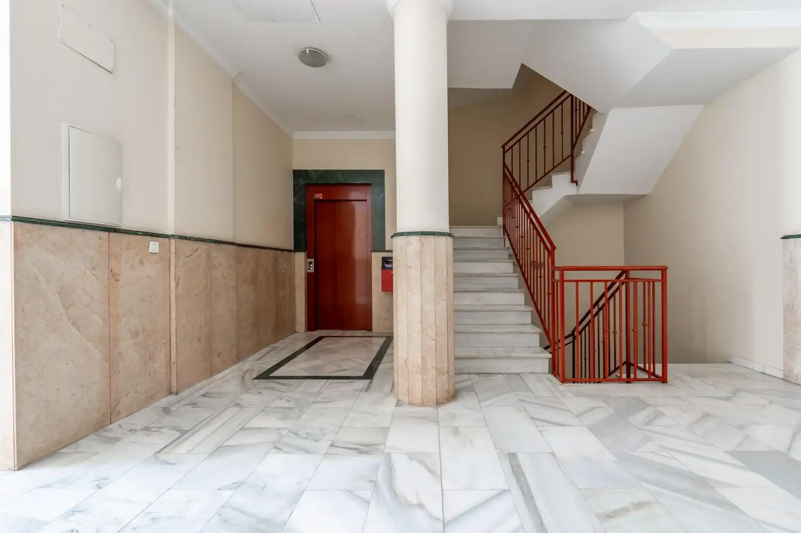 Piso en venta en Gójar con Terraza, Trastero y Balcón