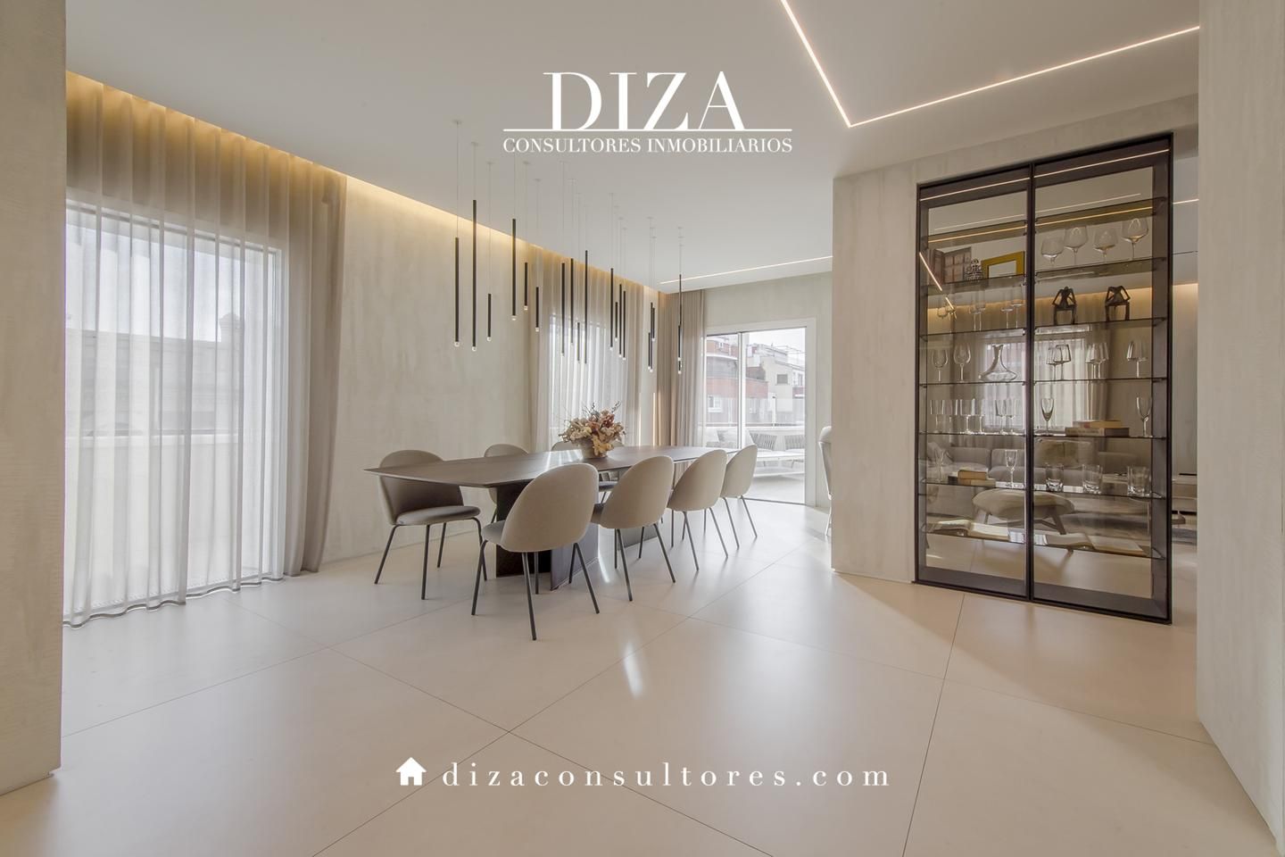 Comedor de Ático en venta en  Madrid Capital con Aire acondicionado, Calefacción y Terraza