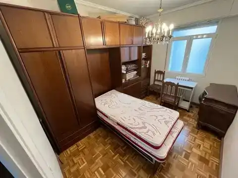 Schlafzimmer von Wohnung zur Miete in Vitoria - Gasteiz mit Heizung, Parkett und Möbliert