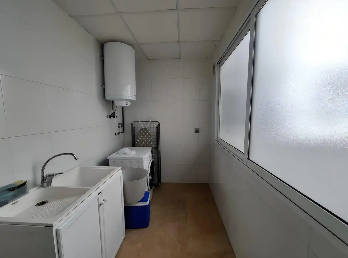 Badezimmer von Dachboden zum Verkauf in Benigànim mit Klimaanlage, Heizung und Terrasse