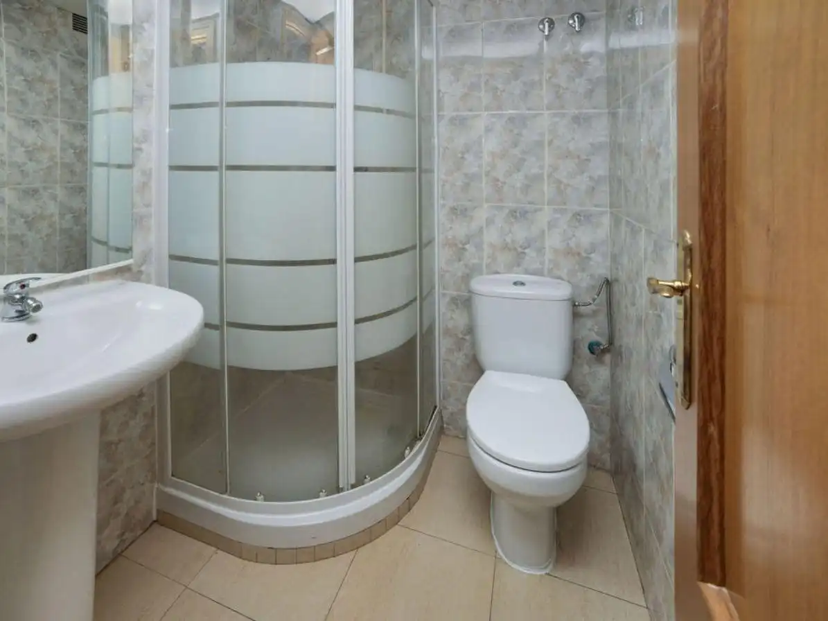 Flat with pool for sale in Calle Médico Vicente Reyes, imagen 25