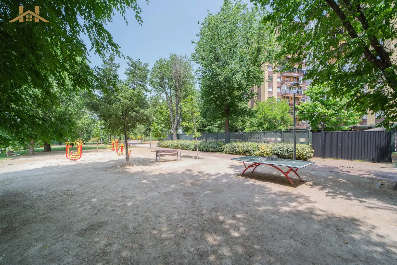 Vista exterior de Pis en venda en Móstoles amb Aire condicionat, Terrassa i Moblat