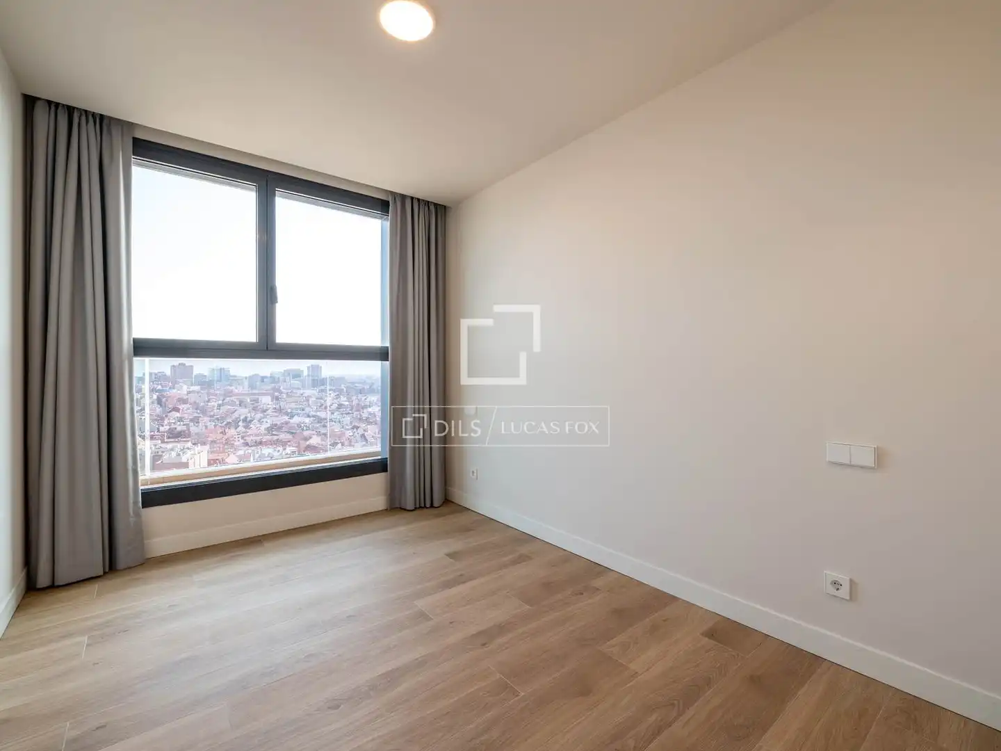 Habitación de Ático en venta en Madrid con Aire acondicionado, Calefacción y Terraza