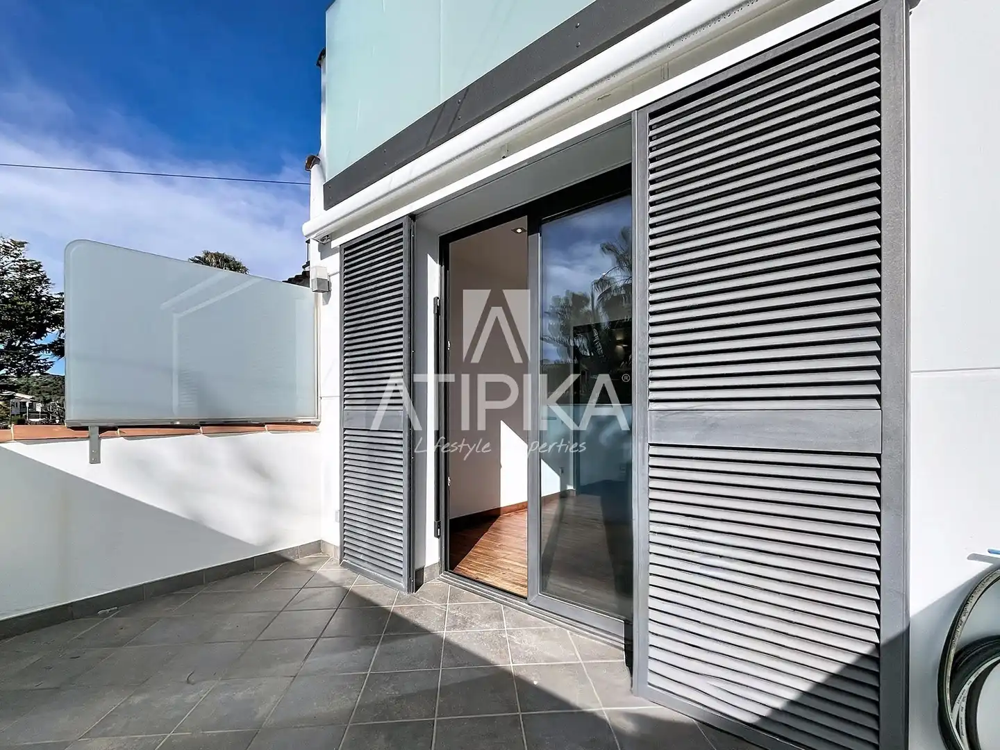 Exterior view of Houses for sale in Sant Pere de Ribes  with Heating, Parquet flooring and Terrace