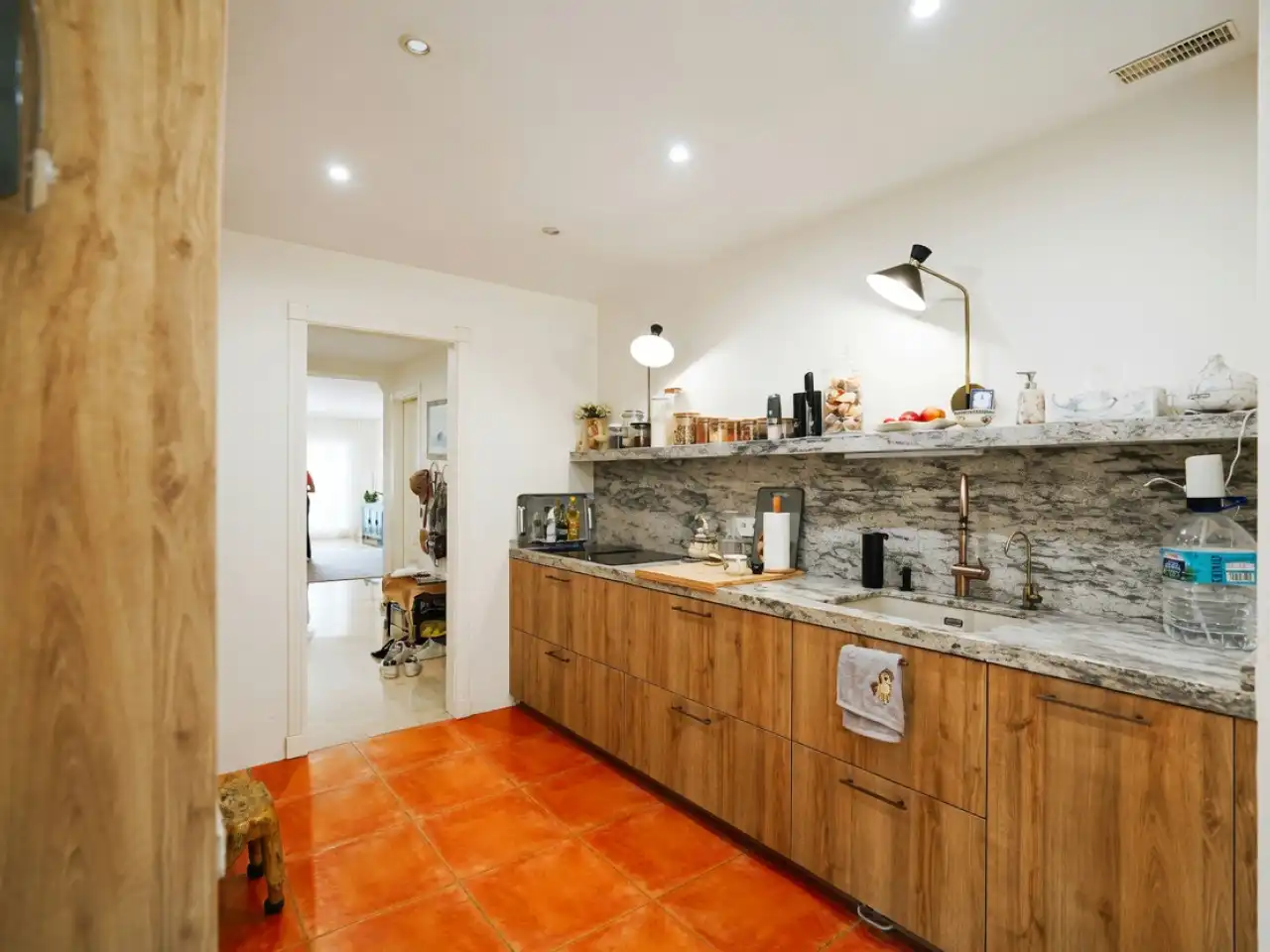 Cocina de Planta baja en venta en Marbella con Aire acondicionado, Calefacción y Jardín privado