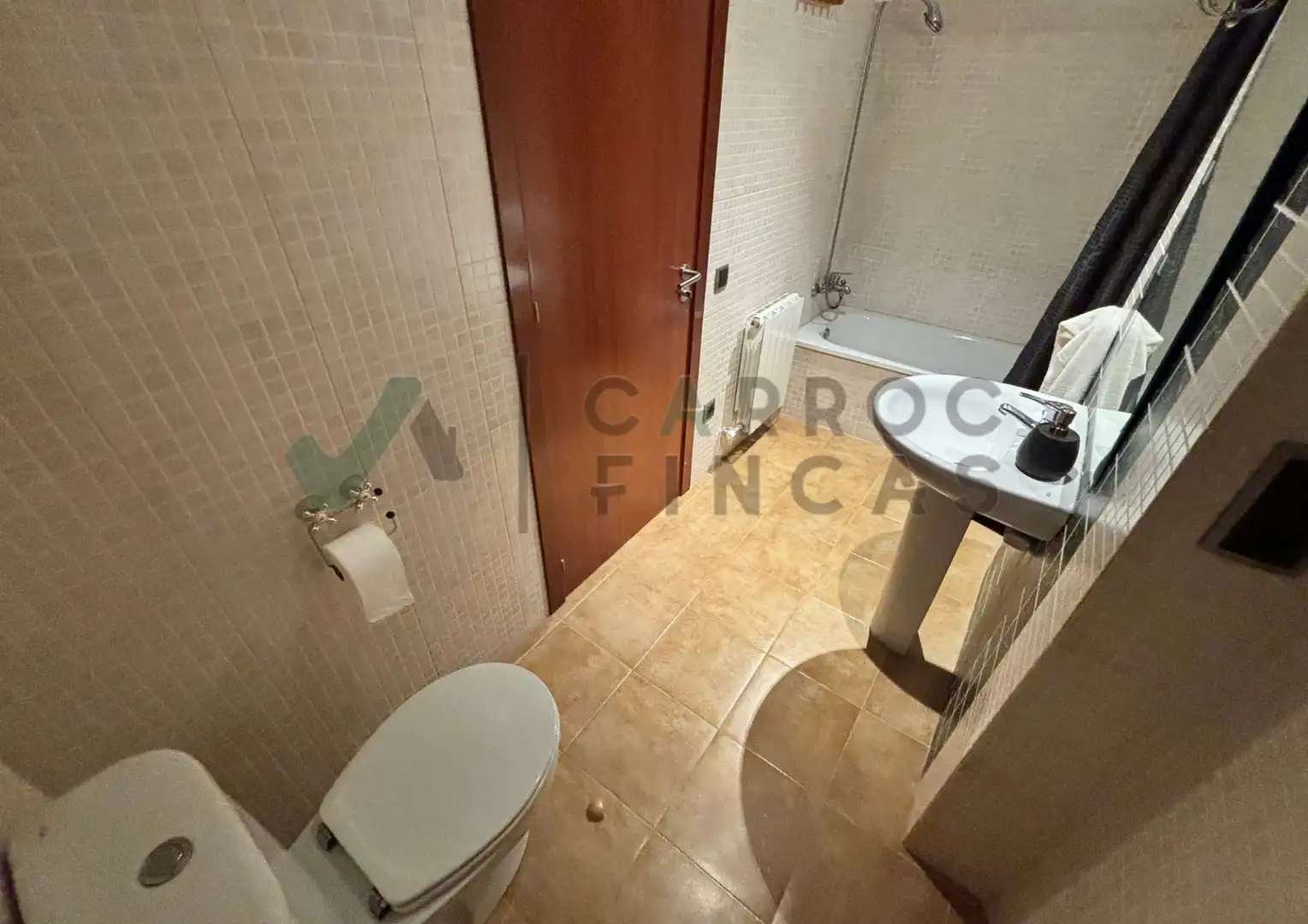 Baño de Piso en venta en Sant Joan de les Abadesses con Calefacción, Amueblado y Horno