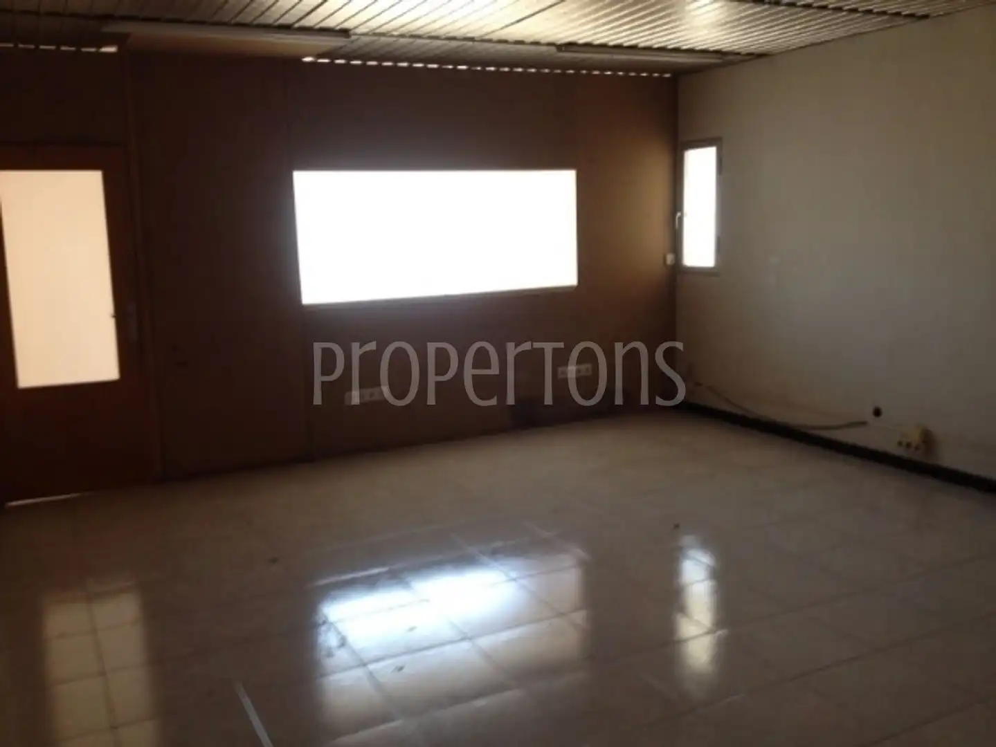 Nave industrial en venta en San Crispín - Huerta Nueva - Estación, imagen 4