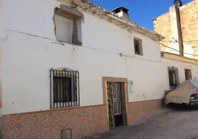Vista exterior de Pis en venda en Darro