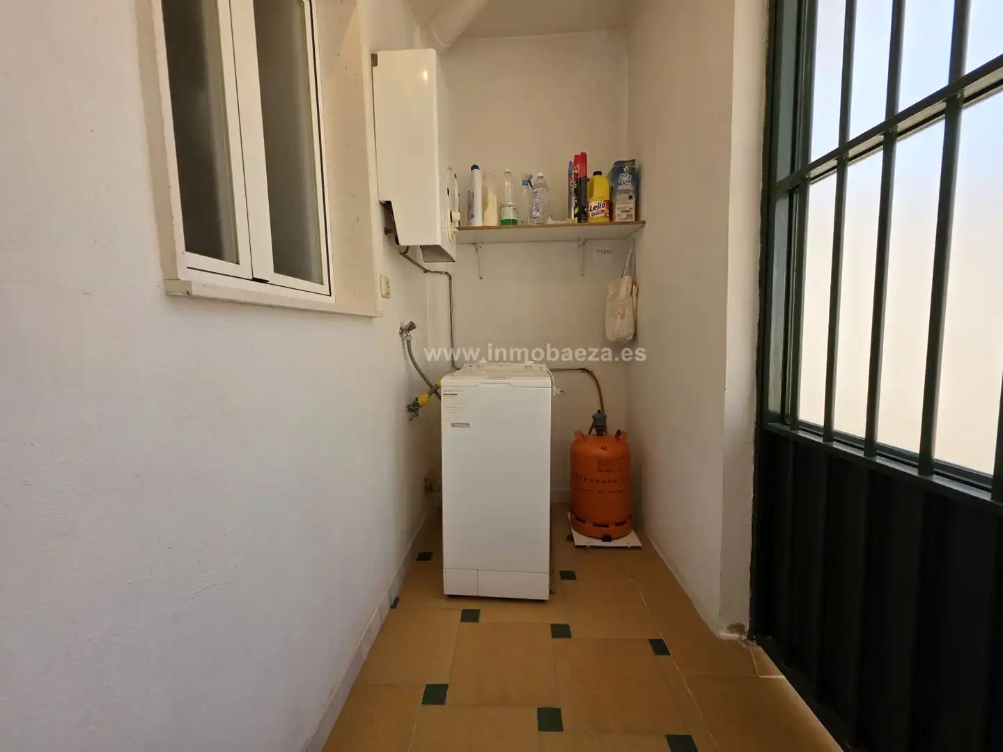 Houses for rent in Baeza  with Terrace, Furnished and Balcony