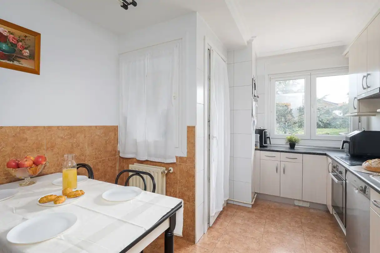 Cocina de Piso en venta en Donostia - San Sebastián  con Calefacción y Trastero