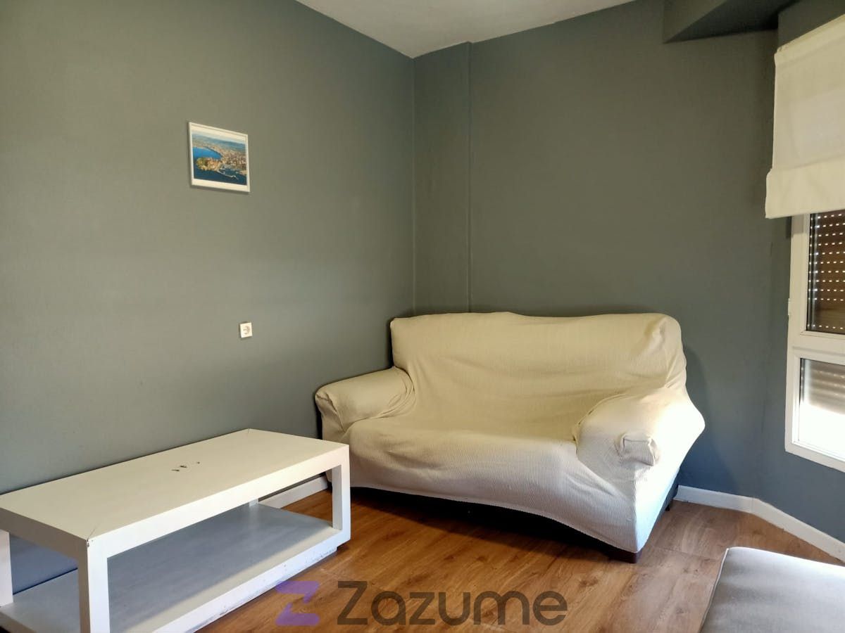 Living room of Flat to rent in Gijón   with Heating, Parquet flooring and Storage room