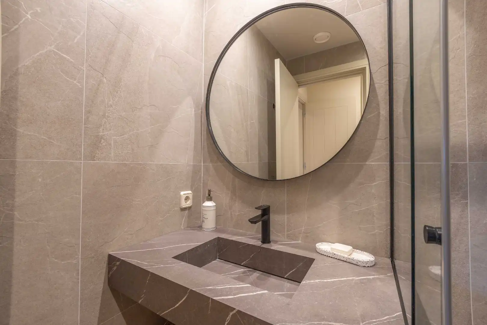 Bathroom of Houses for sale in Sant Vicenç de Montalt  with Air Conditioner, Heating and Private garden