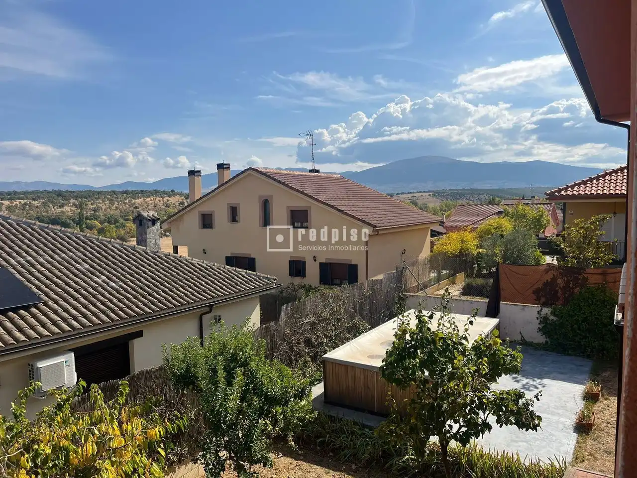 Vista exterior de Casa o chalet en venta en Duruelo