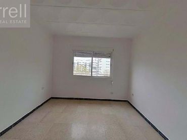 Appartement à vendre à CR TERRASSA 
 Es: Pl: Pt:
 SABADELL (BARCELONA)