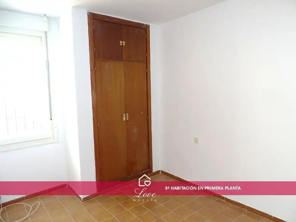 Schlafzimmer von Einfamilien-Reihenhaus zum Verkauf in Puerto Real mit Klimaanlage und Terrasse