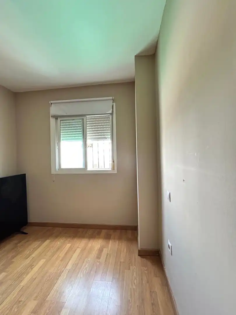 Habitación de Casa o chalet en venta en Dos Hermanas con Aire acondicionado, Parquet y Trastero
