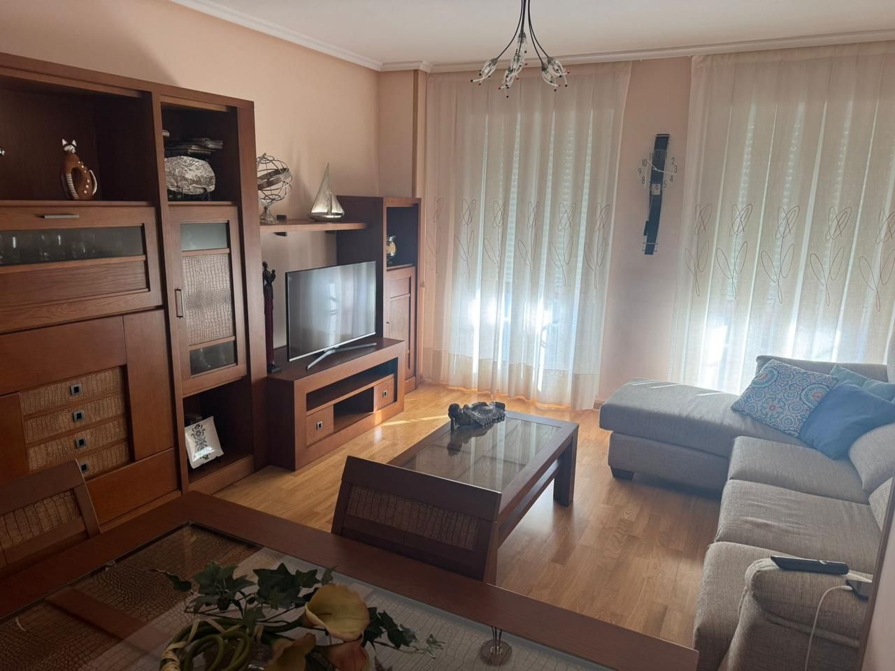 Living room of Flat for sale in Borja  with Air Conditioner, Heating and Parquet flooring