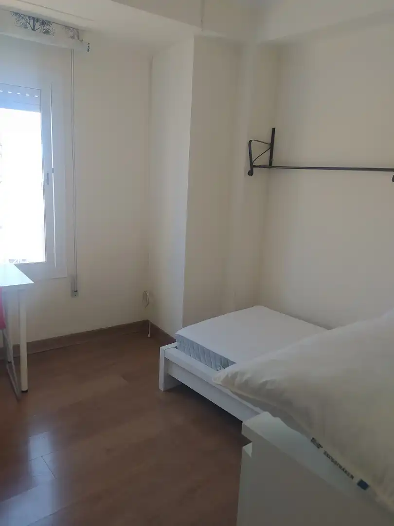Habitación de Piso de alquiler en Málaga con Amueblado