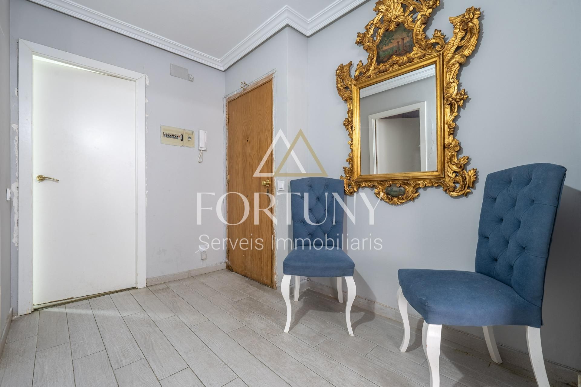 Flat for sale in Reus  with Air Conditioner and Balcony