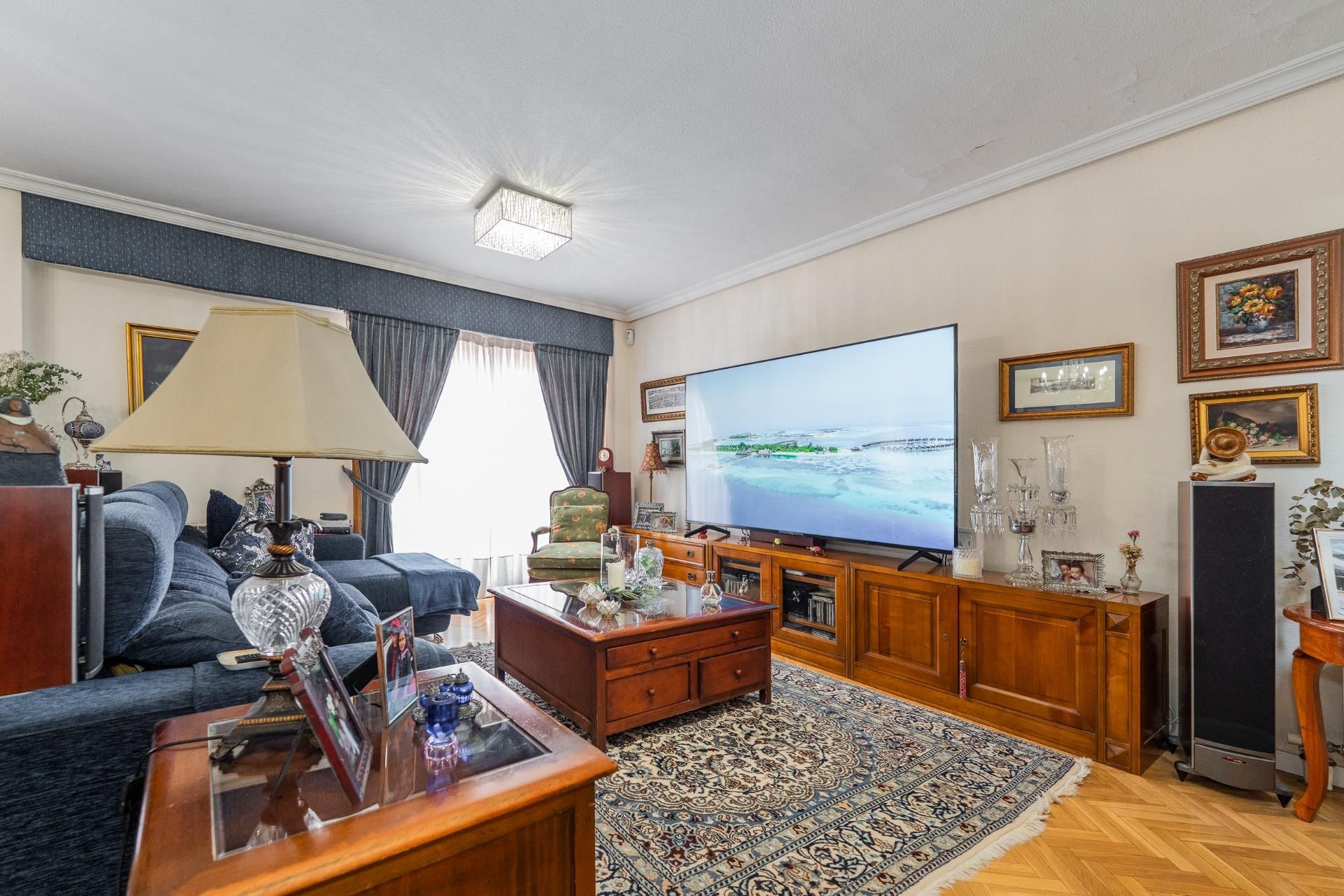 Sala d'estar de Àtic en venda en San Sebastián de los Reyes amb Aire condicionat, Calefacció i Parquet