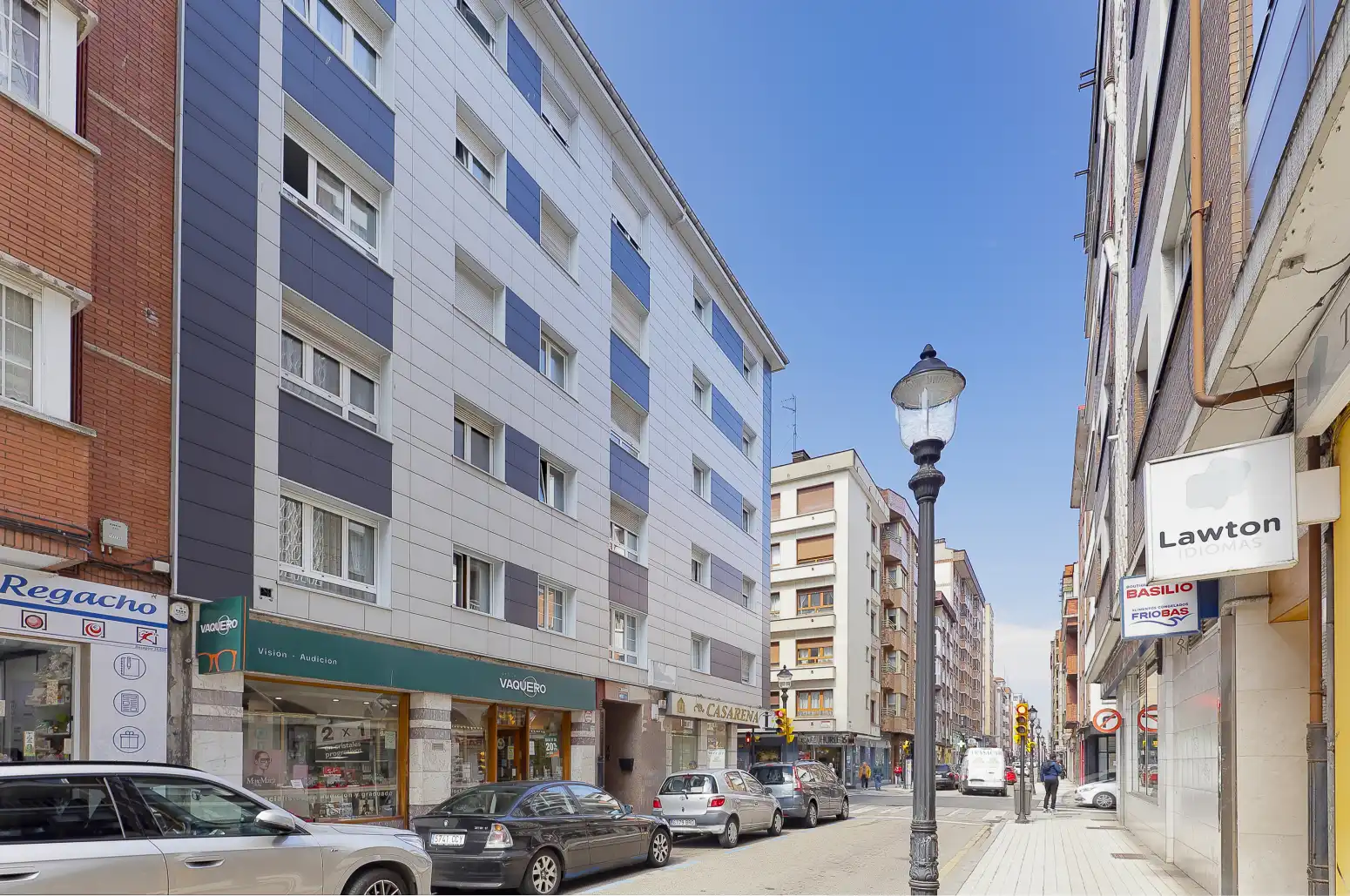 Vista exterior de Piso en venta en Gijón  con Calefacción y Amueblado