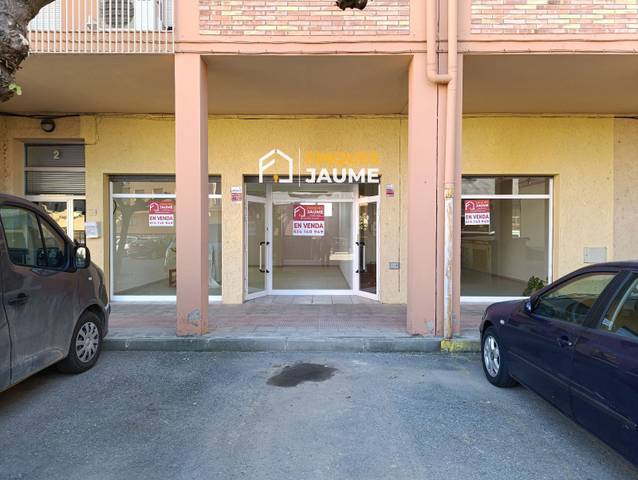 Local comercial en Venta en Manuel de Pedrolo en Almenar