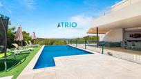 Piscina de Casa o xalet en venda en Calvià amb Aire condicionat, Calefacció i Terrassa