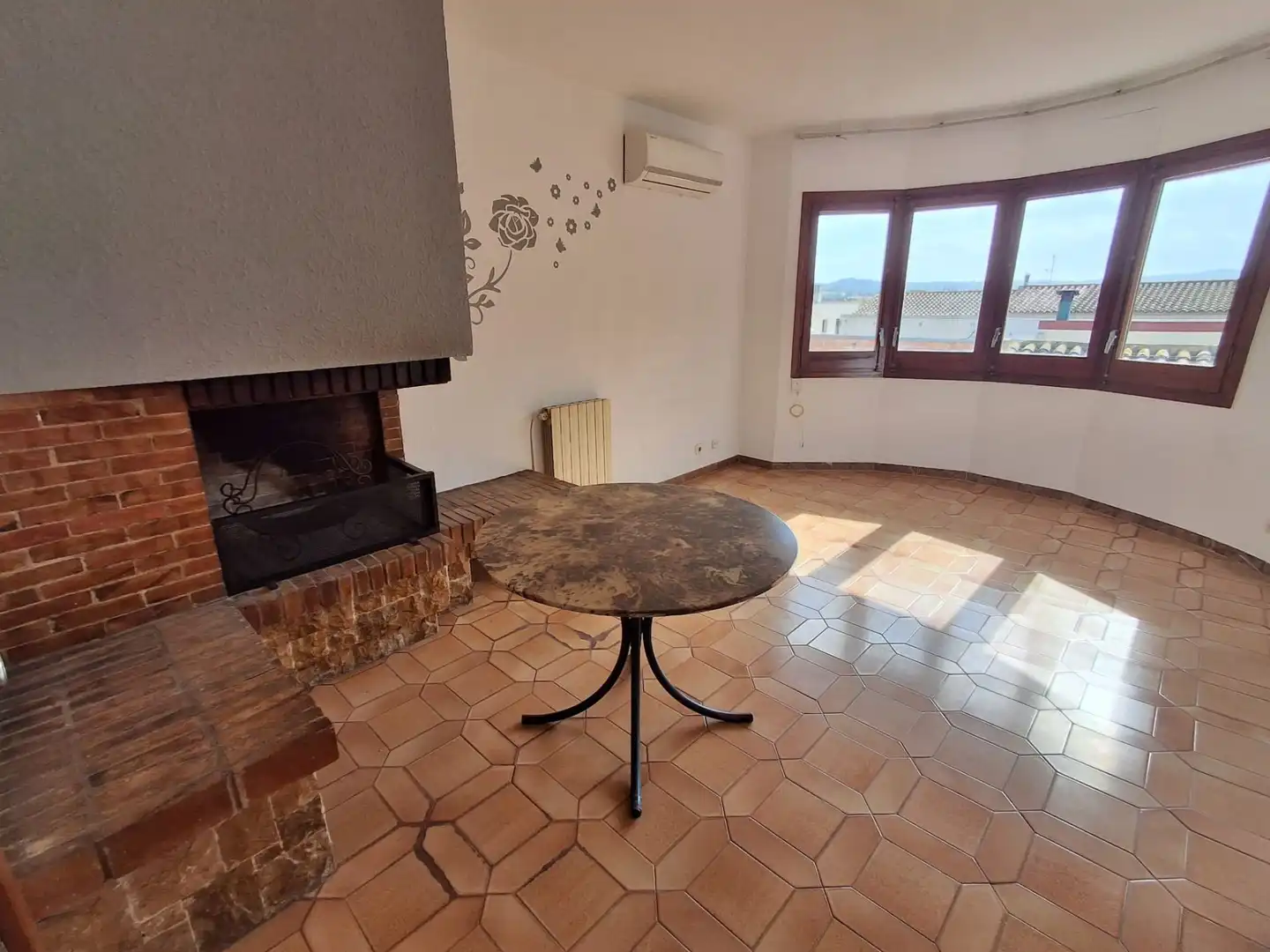 Sala d'estar de Casa adosada en venda en Tortosa amb Aire condicionat i Calefacció