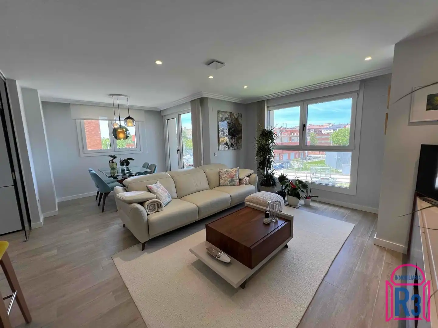 Living room of Flat for sale in León Capital   with Heating, Terrace and Storage room