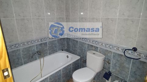 Foto 4 de Piso en venta en Martos, Jaén