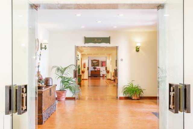 Edificio en Venta en Carretera NA2113 en Yesa