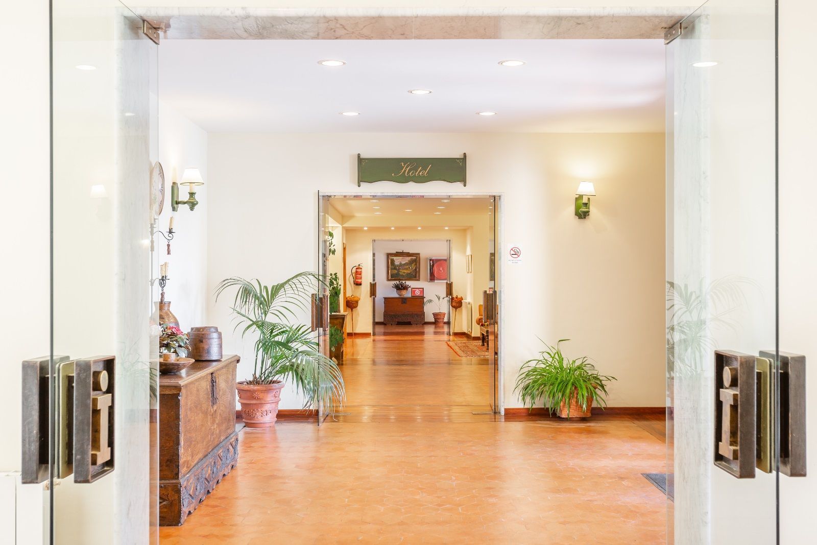 Building for sale in Yesa