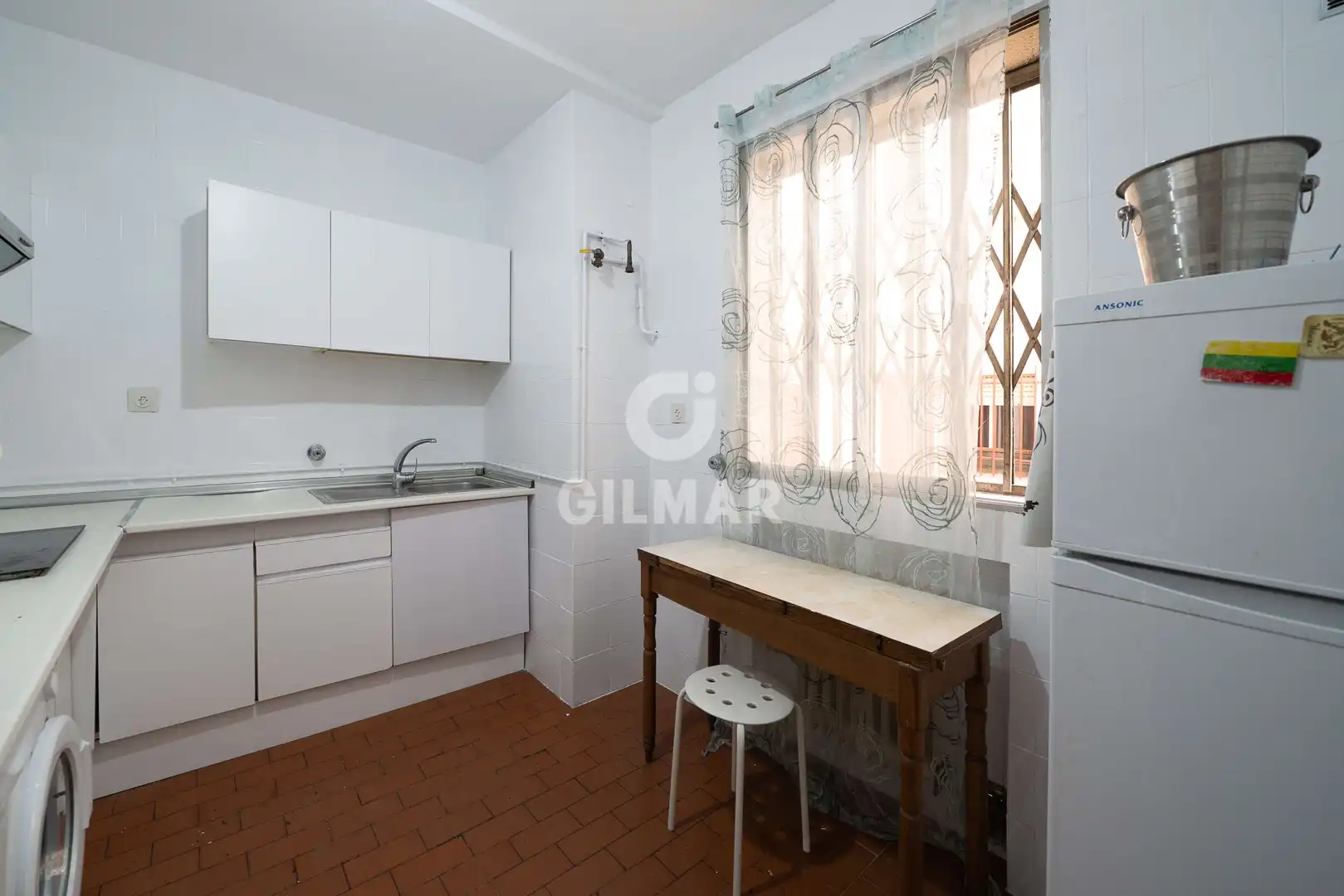 Kitchen of Flat for sale in Madrid  with Heating and Balcony