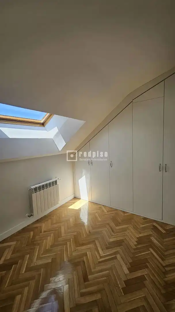 Habitación de Ático en venta en Madrid con Aire acondicionado, Calefacción y Parquet