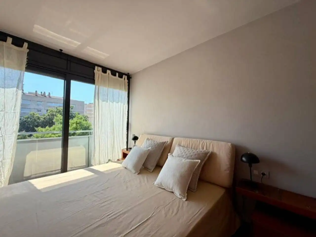 Habitación de Piso de alquiler en Sabadell con Aire acondicionado, Calefacción y Parquet